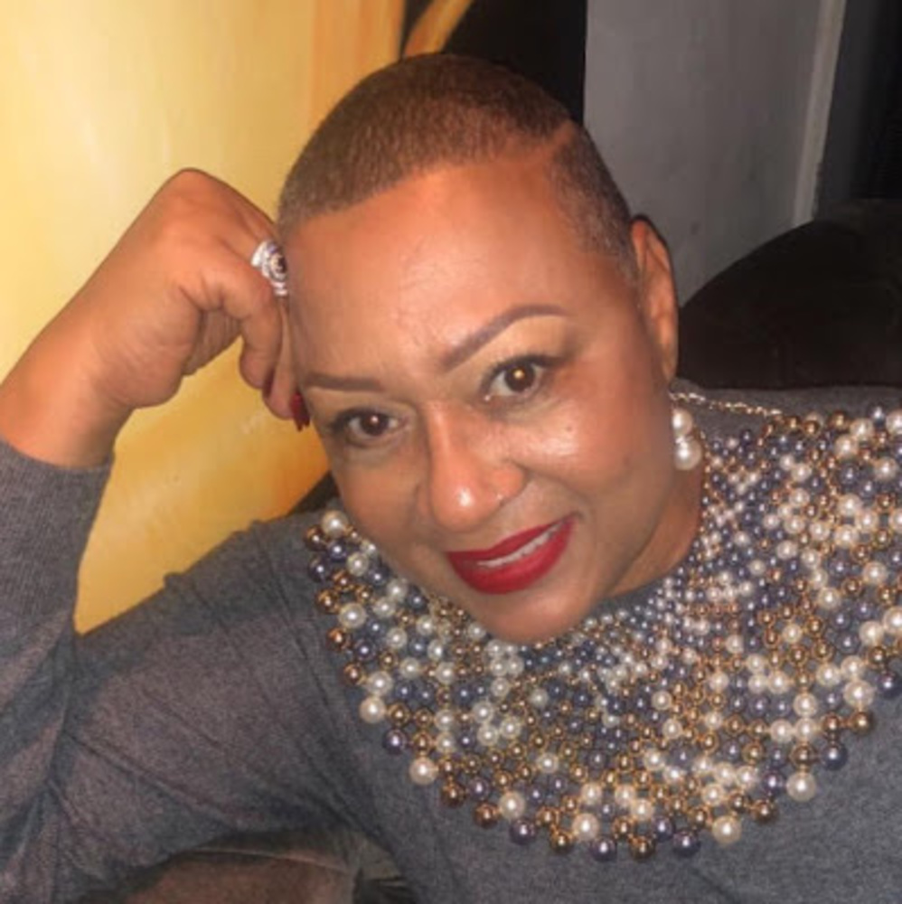 Meet your Posher, Candi